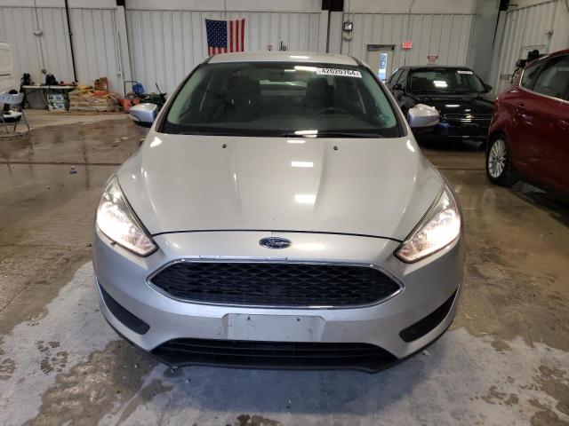 صورة رقم 5 من المزاد - 2017 FORD FOCUS SE مع VIN 1FADP3F29HL243037