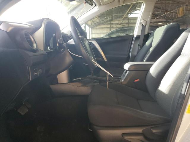 Photo 7 from auction – 2017 TOYOTA RAV4 LE with VIN JTMZFREV0HJ712237