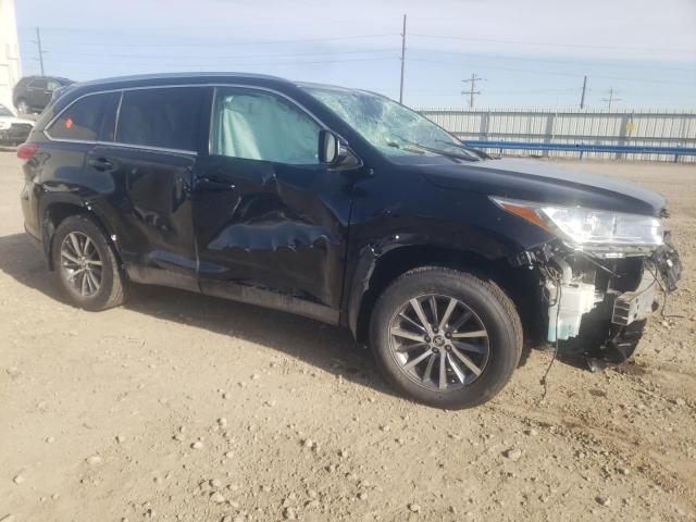 Photo 4 from auction – 2017 TOYOTA HIGHLANDER with VIN 5TDJZRFH2HS400064