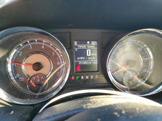 Photo 9 from auction – 2015 CHRYSLER TOWN & COU with VIN 2C4RC1BGXFR595498