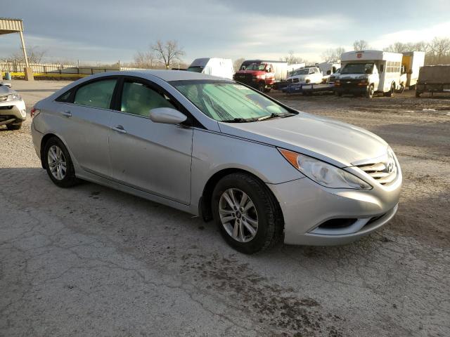 Photo 4 from auction – 2013 HYUNDAI SONATA GLS with VIN 5NPEB4AC4DH787964