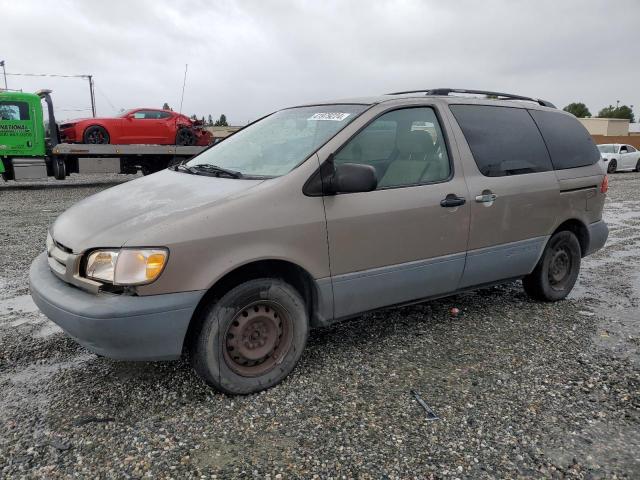 TOYOTA OTHER 1998 with VIN 4T3ZF13C7WU032532 - Photo from auction