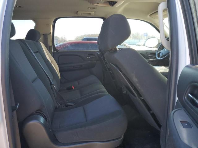 Photo 11 from auction – 2010 CHEVROLET SUBURBAN C with VIN 1GNUCHE02AR150356
