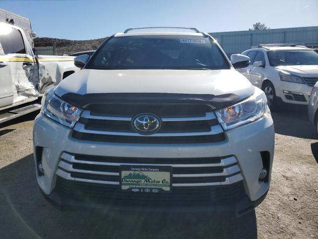 Photo 5 from auction – 2017 TOYOTA HIGHLANDER with VIN 5TDJZRFH1HS366957