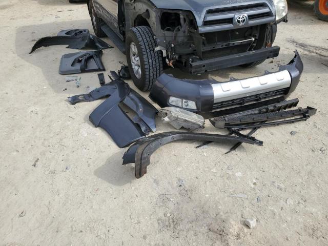 Photo 13 from auction – 2004 TOYOTA 4RUNNER SR with VIN JTEZU14R648011629