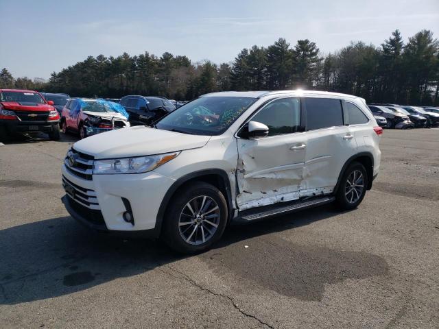 TOYOTA HIGHLANDER 2018 with VIN 5TDJZRFH2JS890625 - Photo from auction