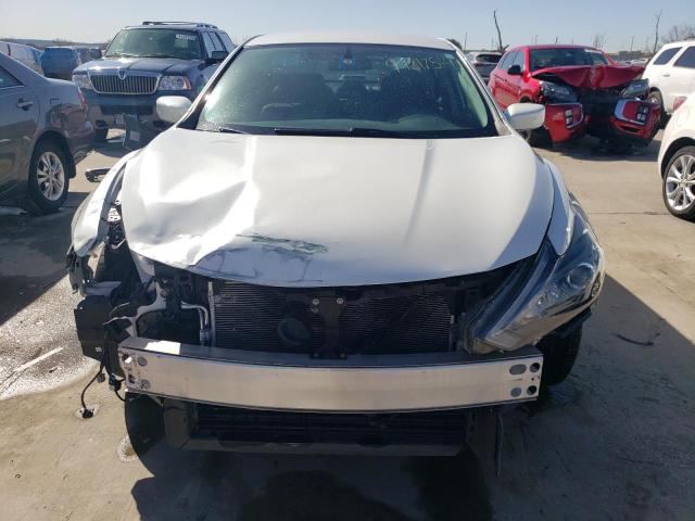 Photo 5 from auction – 2017 NISSAN ALTIMA 2.5 with VIN 1N4AL3AP2HN318960