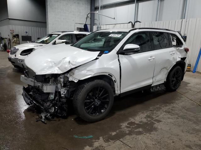 TOYOTA HIGHLANDER 2019 with VIN 5TDJZRFH5KS563072 - Photo from auction