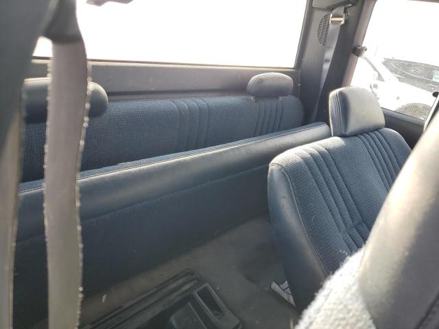 Photo 10 from auction – 1995 CHEVROLET GMT-400 C2 with VIN 1GCFC29K9SE154083