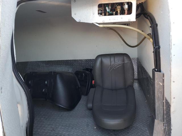 Photo 11 from auction – 2015 GMC SAVANA G25 with VIN 1GTW7FCF6F1103869