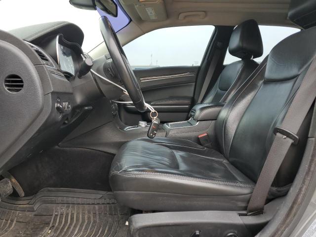 Photo 7 from auction – 2017 CHRYSLER 300 LIMITE with VIN 2C3CCAAG9HH647319
