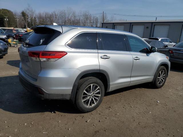 Photo 3 from auction – 2017 TOYOTA HIGHLANDER with VIN 5TDJZRFH5HS395264
