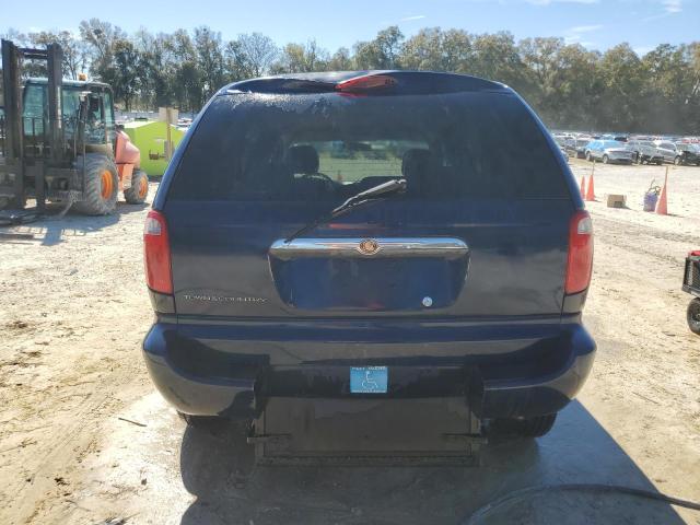 Photo 6 from auction – 2006 CHRYSLER TOWN & COU with VIN 1A4GP45R36B521035