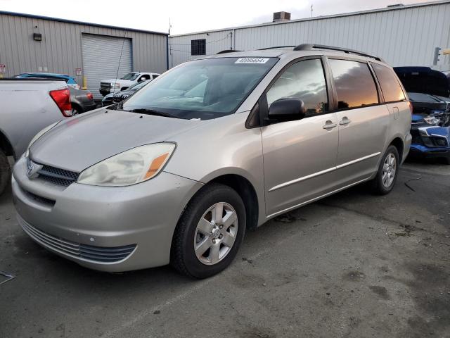 TOYOTA SIENNA 2004 مع رقم تعريف المركبة 5TDZA23C64S193974 - صورة من المزاد