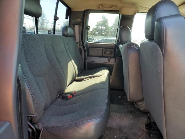 Photo 10 from auction – 2005 CHEVROLET SILVERADO with VIN 1GCEK19T85E264192