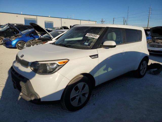 KIA SOUL 2016 with VIN KNDJN2A25G7393772 - Photo from auction