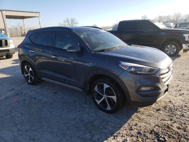 Photo 4 from auction – 2017 HYUNDAI TUCSON LIM with VIN KM8J3CA22HU517815
