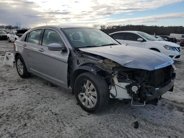 Foto 4 de la subasta – 2014 CHRYSLER 200 LX con VIN 1C3CCBAB9EN124119