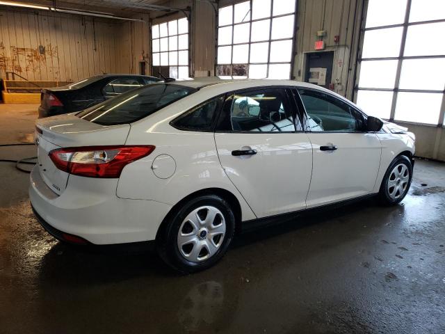 Photo 3 from auction – 2013 FORD FOCUS S with VIN 1FADP3E22DL326367