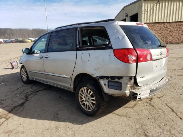 Photo 2 from auction – 2010 TOYOTA SIENNA LE with VIN 5TDJK4CC0AS033591
