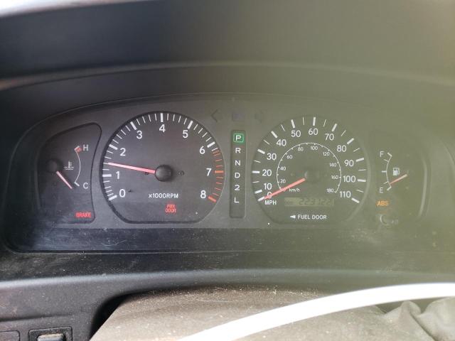 Photo 9 from auction – 2000 TOYOTA SIENNA with VIN 4T3ZF13C7YU235777