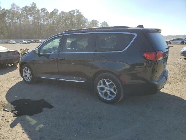 Photo 2 from auction – 2017 CHRYSLER PACIFICA T with VIN 2C4RC1BG5HR729126