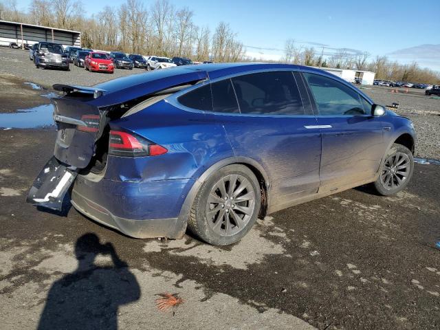 Photo 3 from auction – 2017 TESLA MODEL X with VIN 5YJXCDE26HF035923