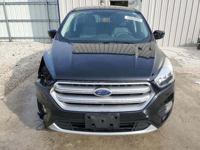 Photo 5 from auction – 2017 FORD ESCAPE SE with VIN 1FMCU9G95HUC20132