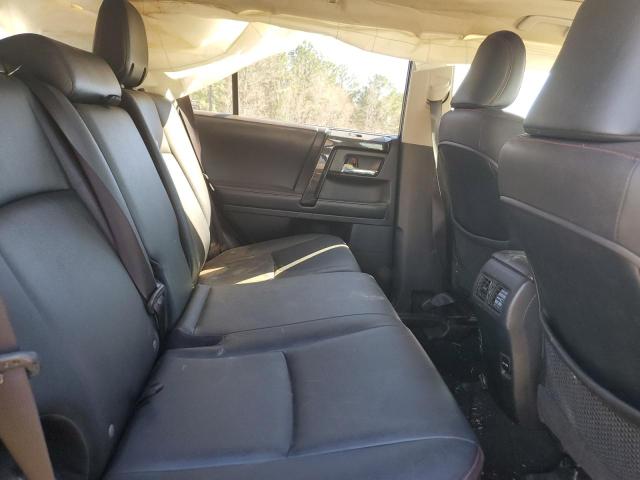 Photo 11 from auction – 2018 TOYOTA 4RUNNER SR with VIN JTEBU5JR7J5608816