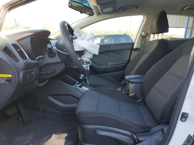 Photo 7 from auction – 2017 KIA FORTE LX with VIN 3KPFK4A74HE028605