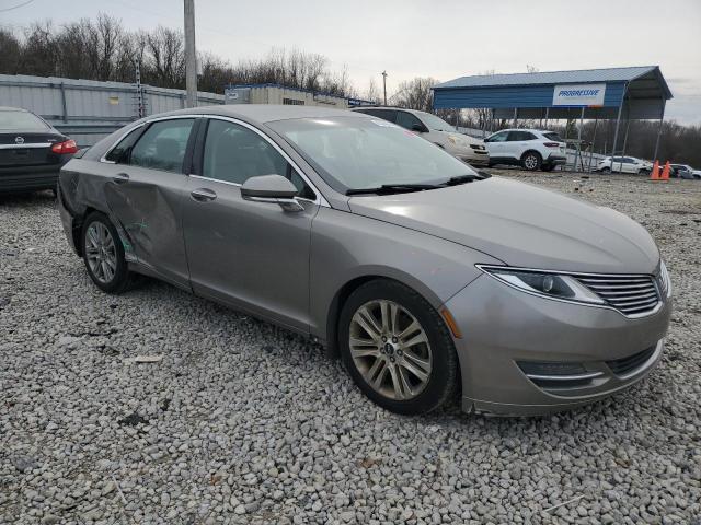 Photo 4 from auction – 2016 LINCOLN MKZ with VIN 3LN6L2G9XGR616974