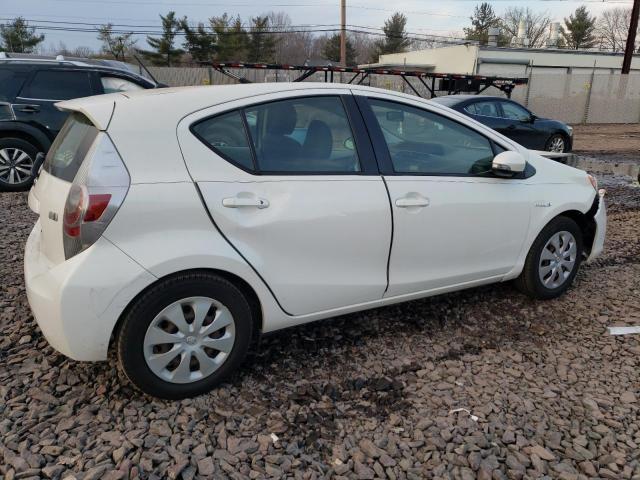 Photo 3 from auction – 2013 TOYOTA PRIUS C with VIN JTDKDTB37D1543741