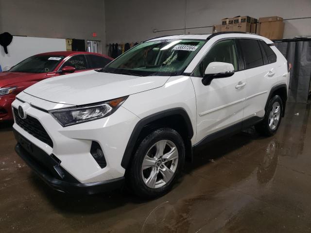 TOYOTA RAV4 XLE 2019 with VIN JTMP1RFV1KD007408 - Photo from auction