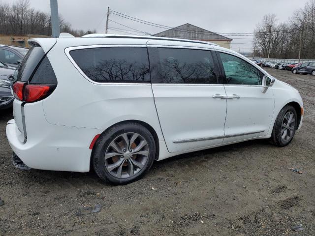 Photo 3 from auction – 2017 CHRYSLER PACIFICA L with VIN 2C4RC1GG6HR647592