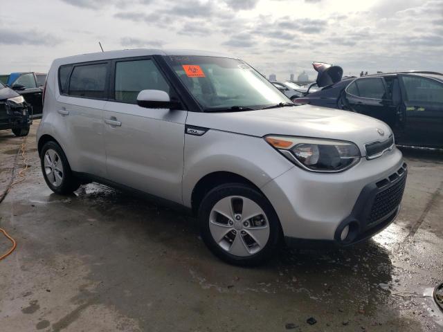 Photo 4 from auction – 2015 KIA SOUL with VIN KNDJN2A23F7770596