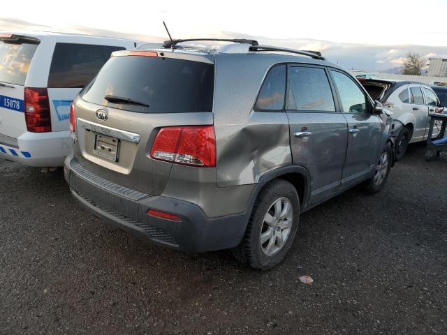 Photo 3 from auction – 2013 KIA SORENTO LX with VIN 5XYKTDA20DG385602