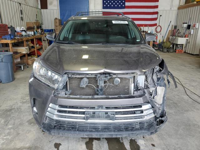 Photo 5 from auction – 2019 TOYOTA HIGHLANDER with VIN 5TDDZRFH8KS918748