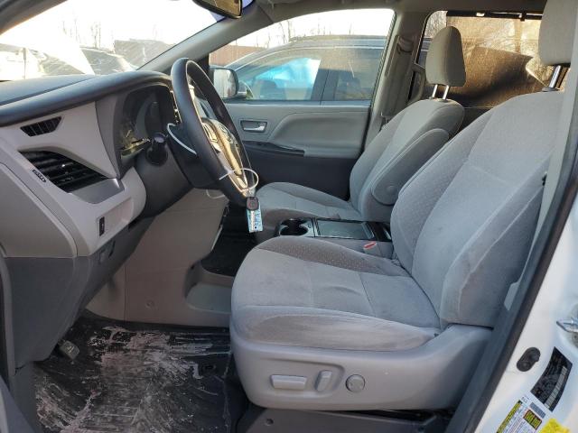 Photo 7 from auction – 2018 TOYOTA SIENNA LE with VIN 5TDKZ3DC0JS921735
