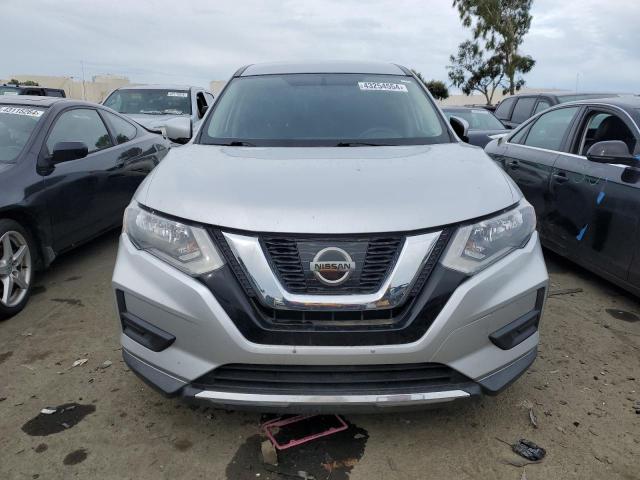 Photo 5 from auction – 2017 NISSAN ROGUE S with VIN KNMAT2MT6HP604683