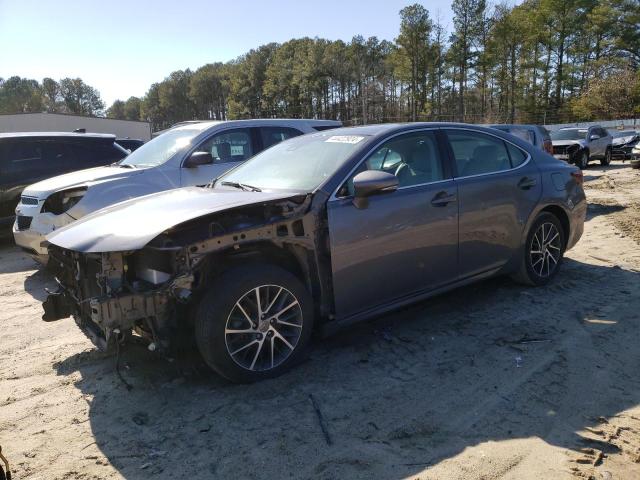 LEXUS ES 350 2018 with VIN 58ABK1GG3JU102886 - Photo from auction