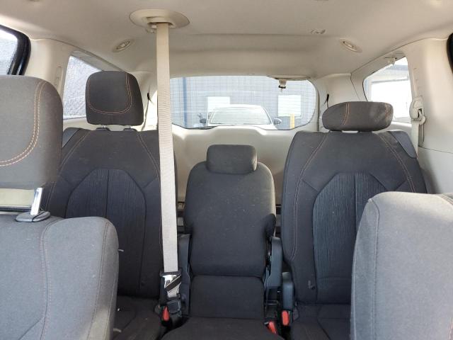 Photo 10 from auction – 2017 CHRYSLER PACIFICA T with VIN 2C4RC1DG6HR532088
