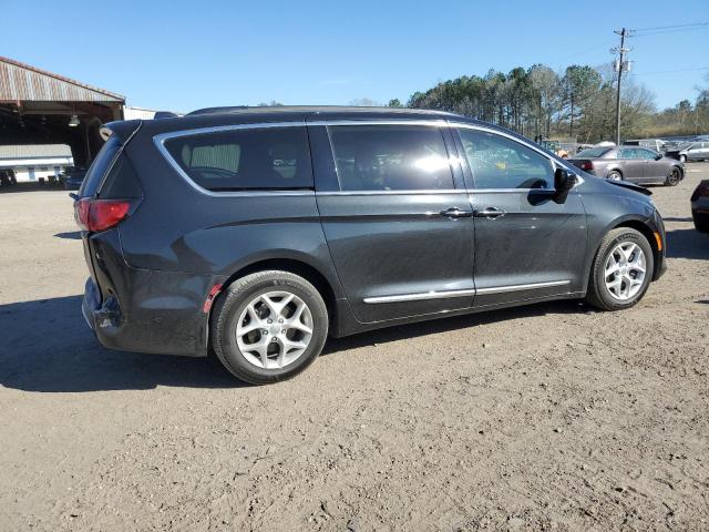 Photo 3 from auction – 2017 CHRYSLER PACIFICA T with VIN 2C4RC1BG5HR729126