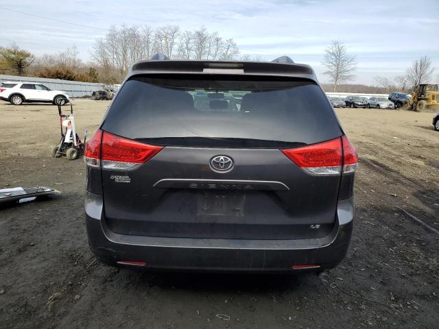 Photo 6 from auction – 2011 TOYOTA SIENNA LE with VIN 5TDKK3DC7BS064769