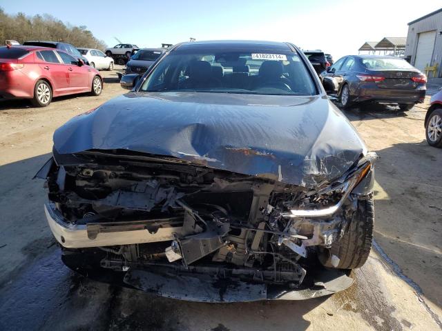 Photo 5 from auction – 2018 GENESIS G80 BASE with VIN KMHGN4JE3JU227772
