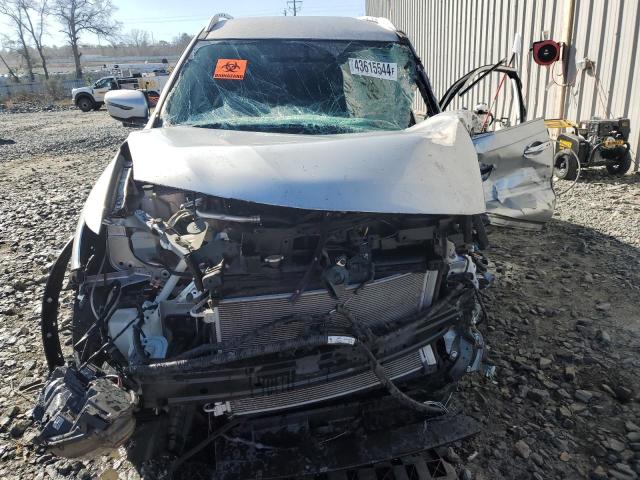 Photo 5 from auction – 2017 NISSAN ROGUE S with VIN KNMAT2MT0HP563984