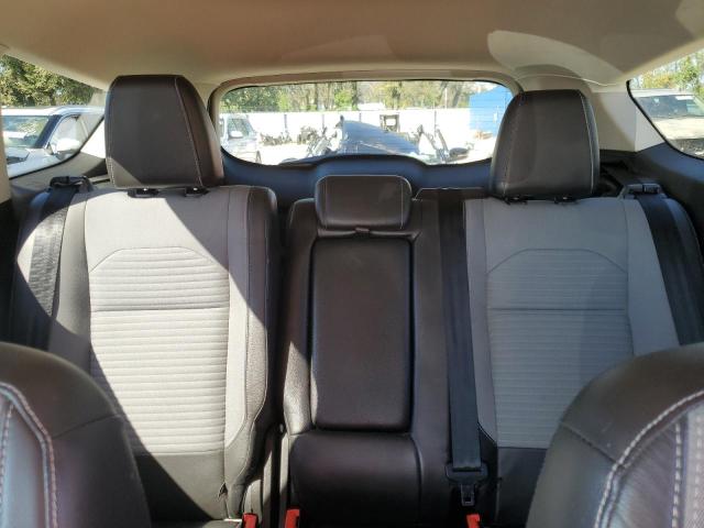 Photo 10 from auction – 2017 FORD ESCAPE SE with VIN 1FMCU0GD4HUD49026