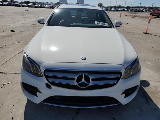 Photo 5 from auction – 2017 MERCEDES-BENZ E 300 with VIN WDDZF4JB5HA097561