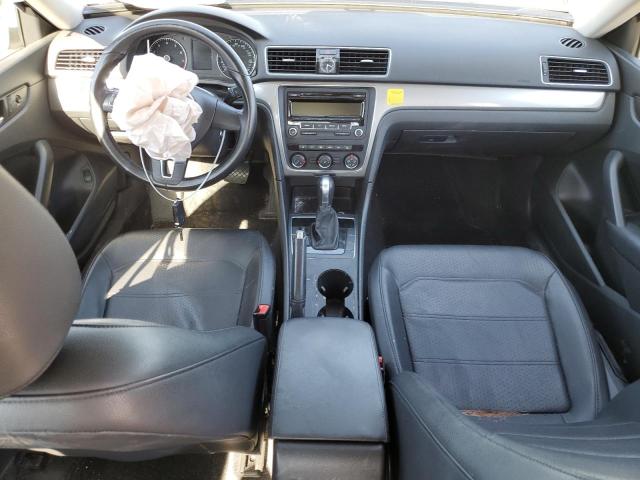Photo 8 from auction – 2015 VOLKSWAGEN PASSAT S with VIN 1VWAT7A36FC036695