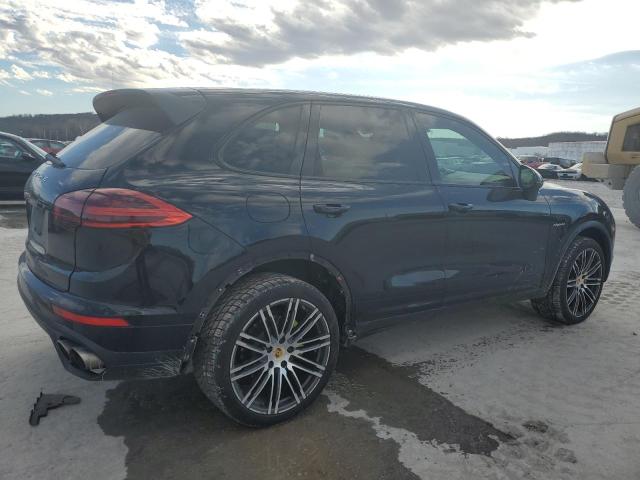 Photo 3 from auction – 2016 PORSCHE CAYENNE SE with VIN WP1AE2A26GLA63662