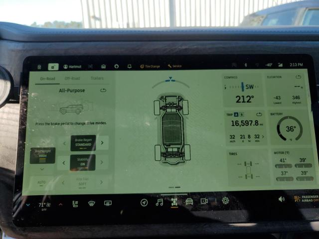 Photo 9 from auction – 2023 RIVIAN R1S LAUNCH with VIN 7PDSGABL0PN004105